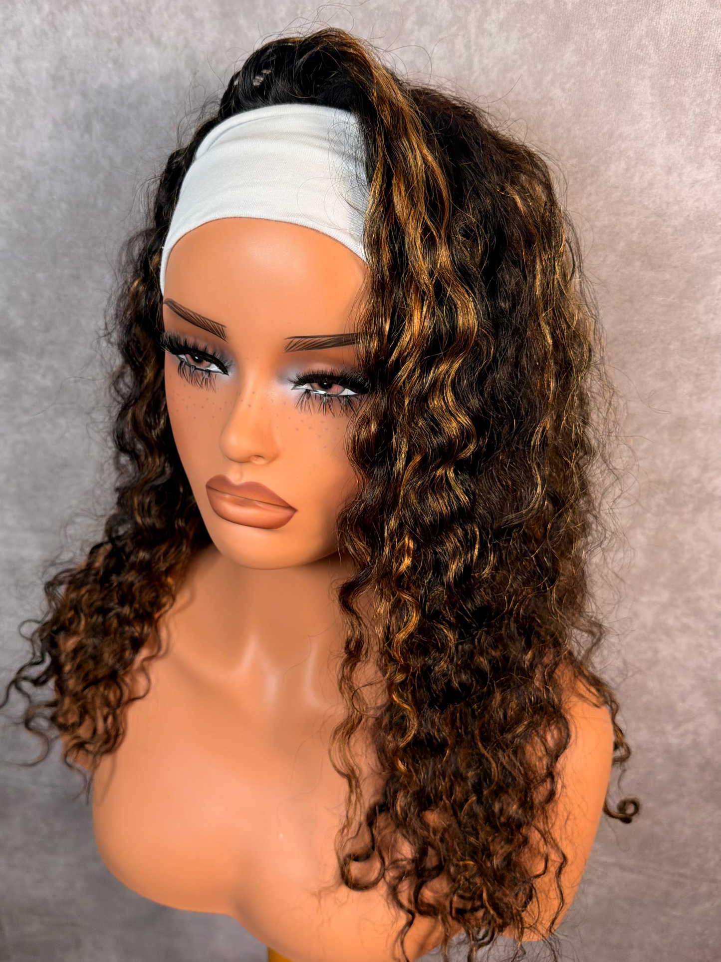 Unit #009 Highlight Deep Curly 22”