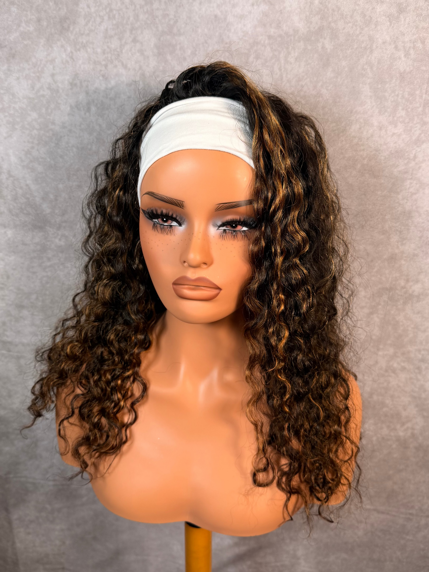Unit #009 Highlight Deep Curly 22”